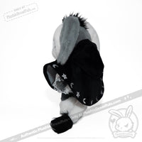 Load image into Gallery viewer, Plush Cape - Midnight Cloak accessory
