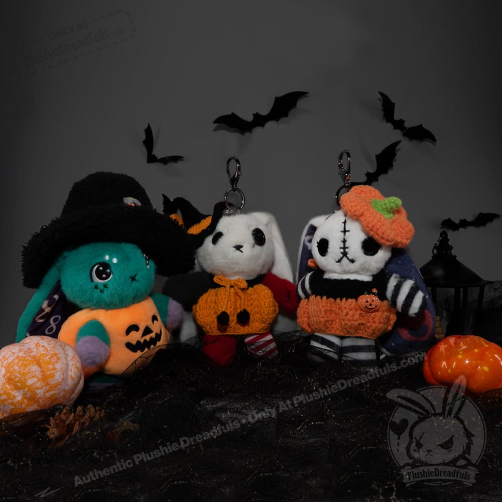 Plushie Dreadfuls Mini Halloween Outfit (Random) accessory