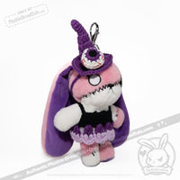 Load image into Gallery viewer, Plushie Dreadfuls Mini Halloween Outfit (Random) accessory
