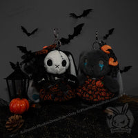 Load image into Gallery viewer, Plushie Dreadfuls Mini Halloween Outfit (Random) accessory

