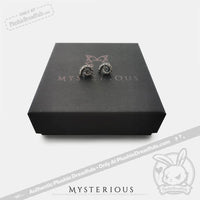 Load image into Gallery viewer, Silver Tentacle &amp; Red Cheshire Tapestry Set - Mysterious
